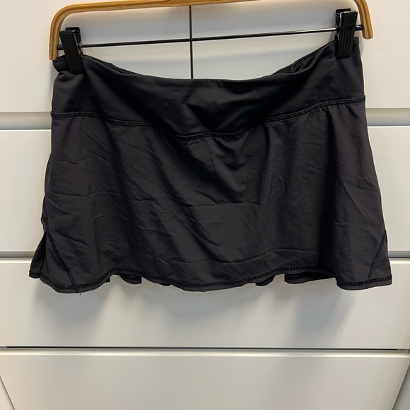 Lululemon Black Skirt Skort pace setter- 8 - Picture 3 of 5